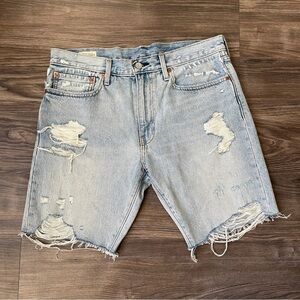 LEVI’s 412 SLIM FIT 9" Men’s Distressed Denim Shorts